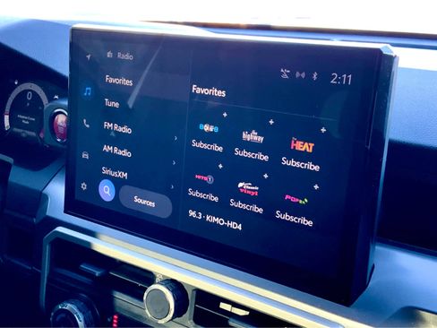 Used 2024 Toyota Tacoma TRD Off-Road image 45