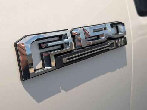 Used 2019 Ford F150 King Ranch w/ Equipment Group 601A Luxury AWD/4WD image 37