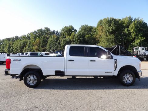 Used 2024 Ford F350 XL w/ XL Driver Assist Package AWD/4WD image 9