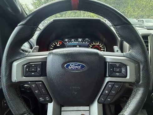 Used 2018 Ford F150 Raptor w/ Equipment Group 802A Luxury AWD/4WD image 11