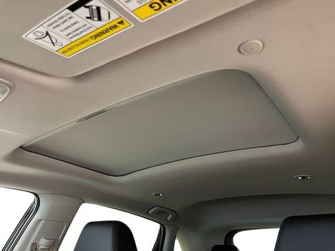 New 2026 Honda HR-V EX-L image 14