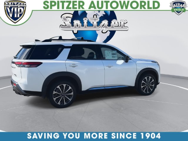 New 2026 Nissan Pathfinder Platinum w/ Accent Package AWD/4WD image 16