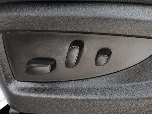 Used 2018 Chevrolet Silverado 1500 LT w/ Texas Edition image 17