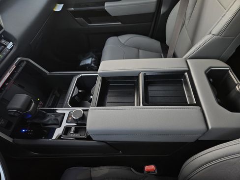 New 2026 Toyota Tundra Limited image 25