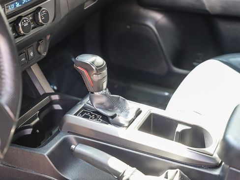 Used 2021 Toyota Tacoma TRD Sport w/ TRD Premium Sport Package image 19