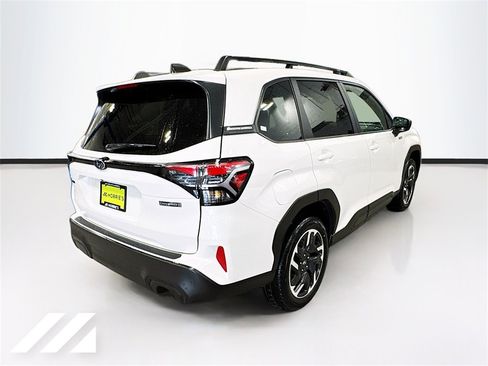 New 2025 Subaru Forester Premium image 5