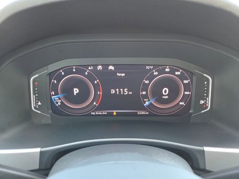 Used 2020 Volkswagen Atlas Cross Sport SEL image 30