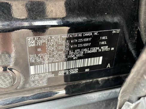 Used 2022 Toyota RAV4 LE image 25