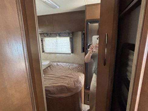 Used 2013 Mercedes-Benz Sprinter 3500 image 33