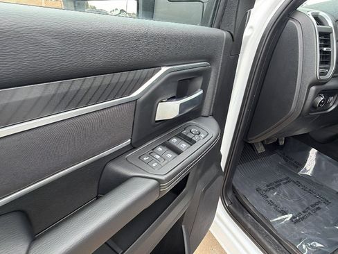 Used 2025 RAM 2500 Big Horn image 15