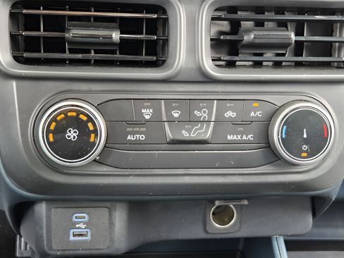 Used 2022 Ford Maverick XL FWD image 27