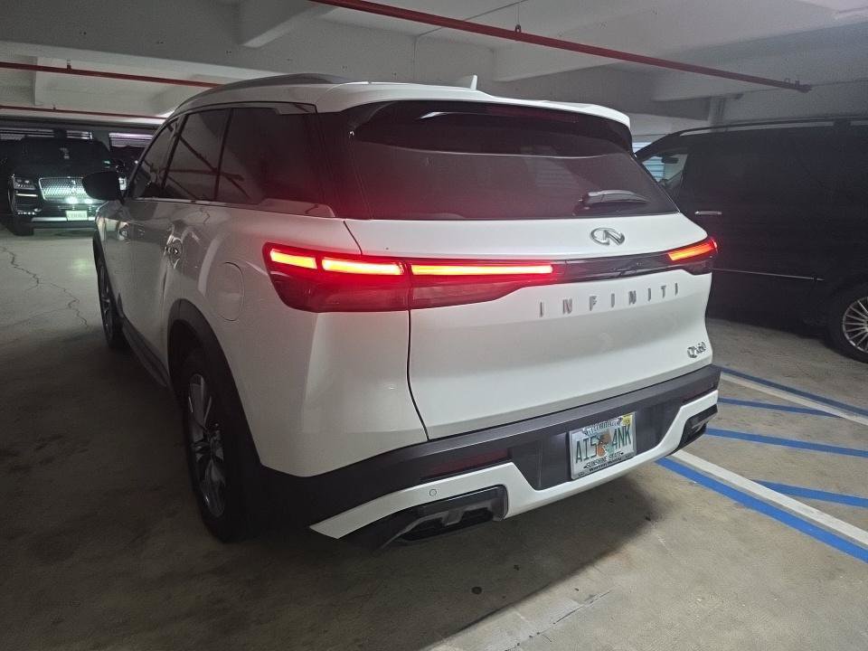 Used 2024 INFINITI QX60 Luxe FWD image 5