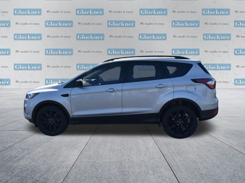 Used 2019 Ford Escape SE image 10