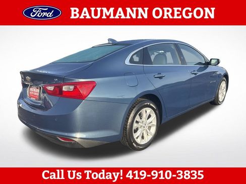 Used 2025 Chevrolet Malibu LT FWD image 3