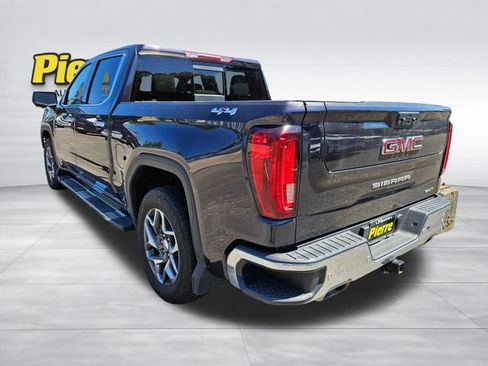 Used 2022 GMC Sierra 1500 SLT w/ SLT Premium Plus Package AWD/4WD image 4