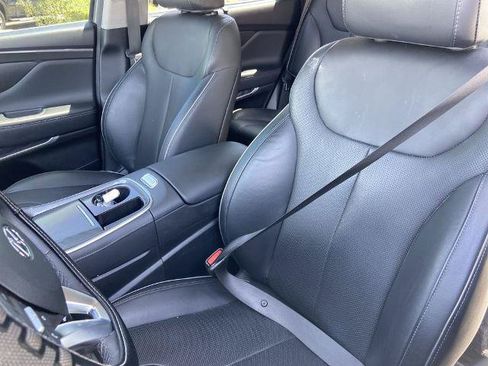 Used 2021 Hyundai Santa Fe Limited AWD/4WD image 16