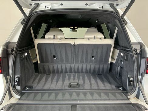 Certified 2024 BMW X7 xDrive40i image 30