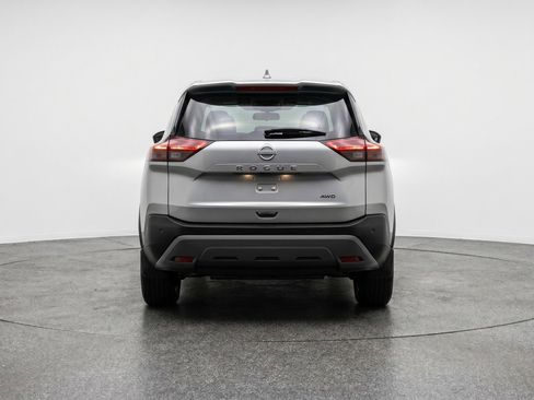 Used 2025 Nissan Rogue SV FWD image 7