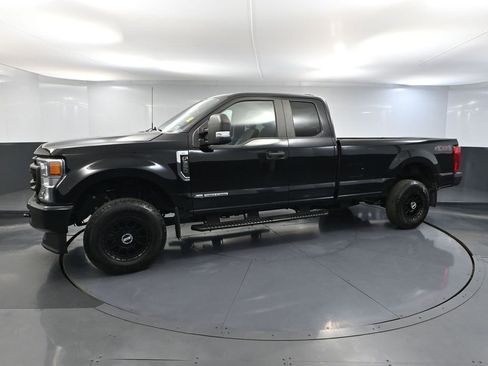 Used 2022 Ford F350 XL w/ Power Equipment Group AWD/4WD image 11