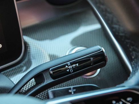 Used 2022 Mercedes-Benz C 300 Sedan image 33