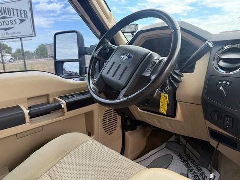 Used 2010 Ford F250 XLT AWD/4WD image 17