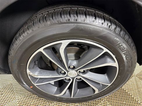 Used 2023 Buick Encore GX Select image 19