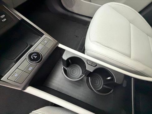 New 2026 Hyundai Kona SEL Premium AWD/4WD image 17