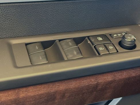 Used 2024 Toyota Tundra Capstone image 13