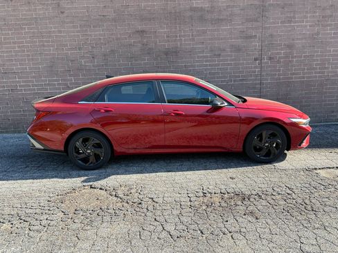 New 2026 Hyundai Elantra SEL Sport Premium FWD image 6