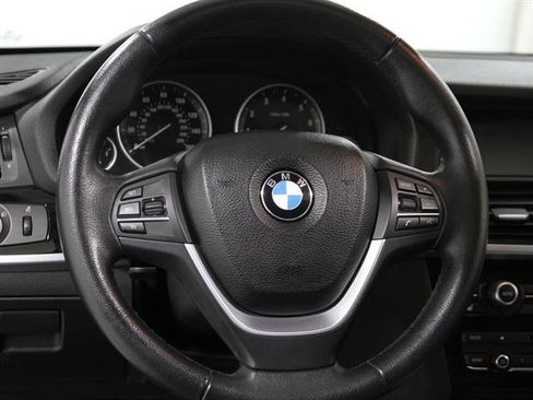 Used 2017 BMW X3 xDrive28i image 7