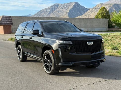 Used 2022 Cadillac Escalade Sport Platinum AWD/4WD image 1