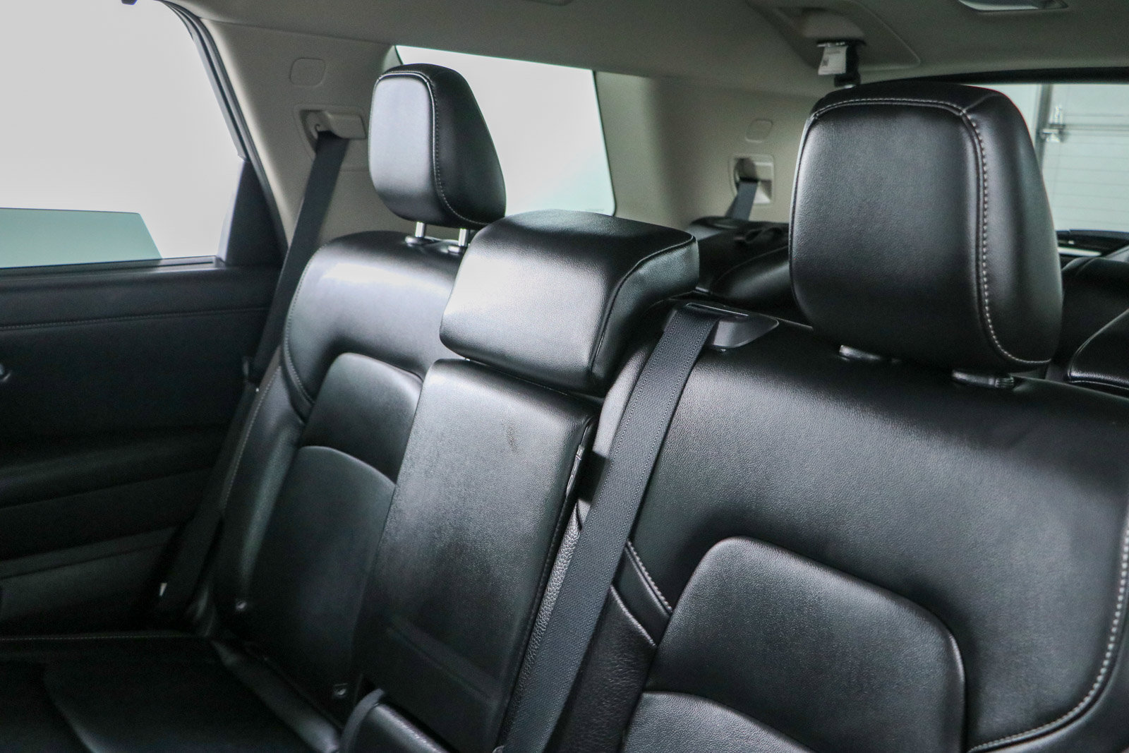 Used 2024 Nissan Pathfinder SL FWD image 24