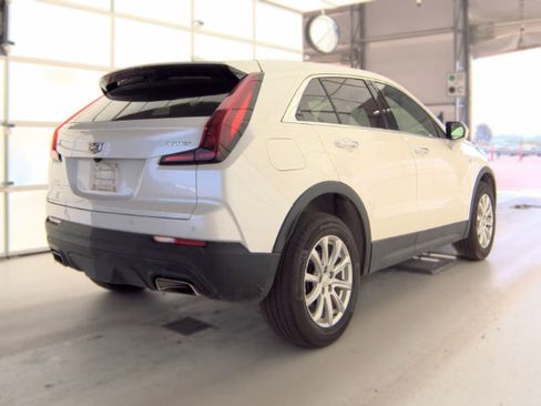 Used 2023 Cadillac XT4 Luxury w/ Trailering Package FWD image 2