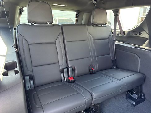 New 2026 GMC Yukon XL Denali w/ Denali Reserve Package AWD/4WD image 19
