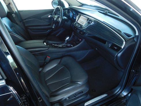 Used 2017 Buick Envision Essence image 5