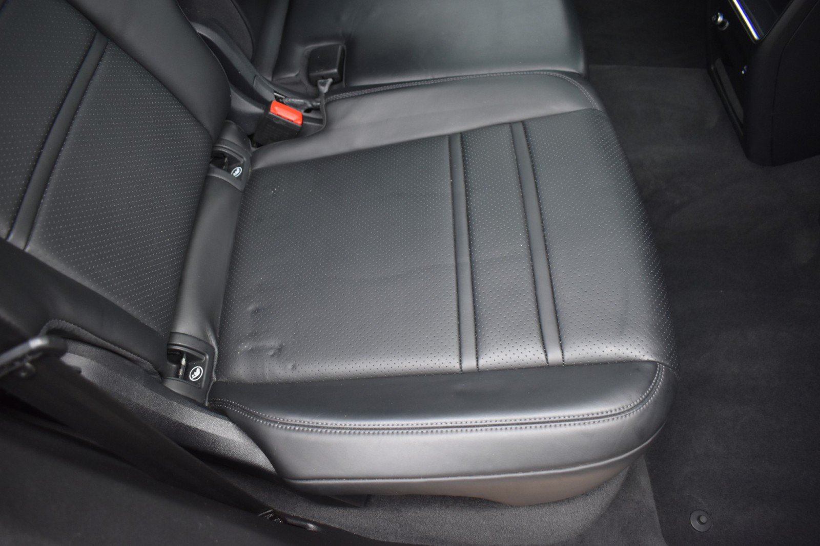 Used 2021 Porsche Cayenne AWD/4WD image 37