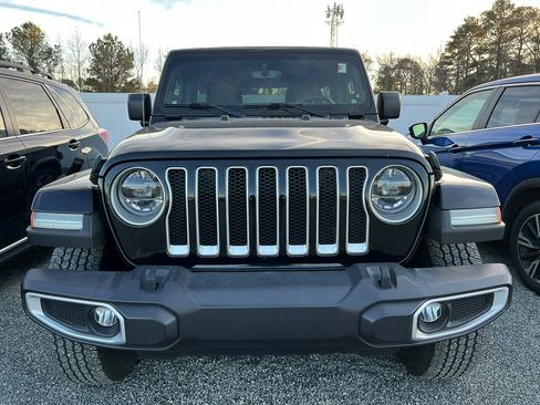 Used 2021 Jeep Wrangler Unlimited Sahara image 9