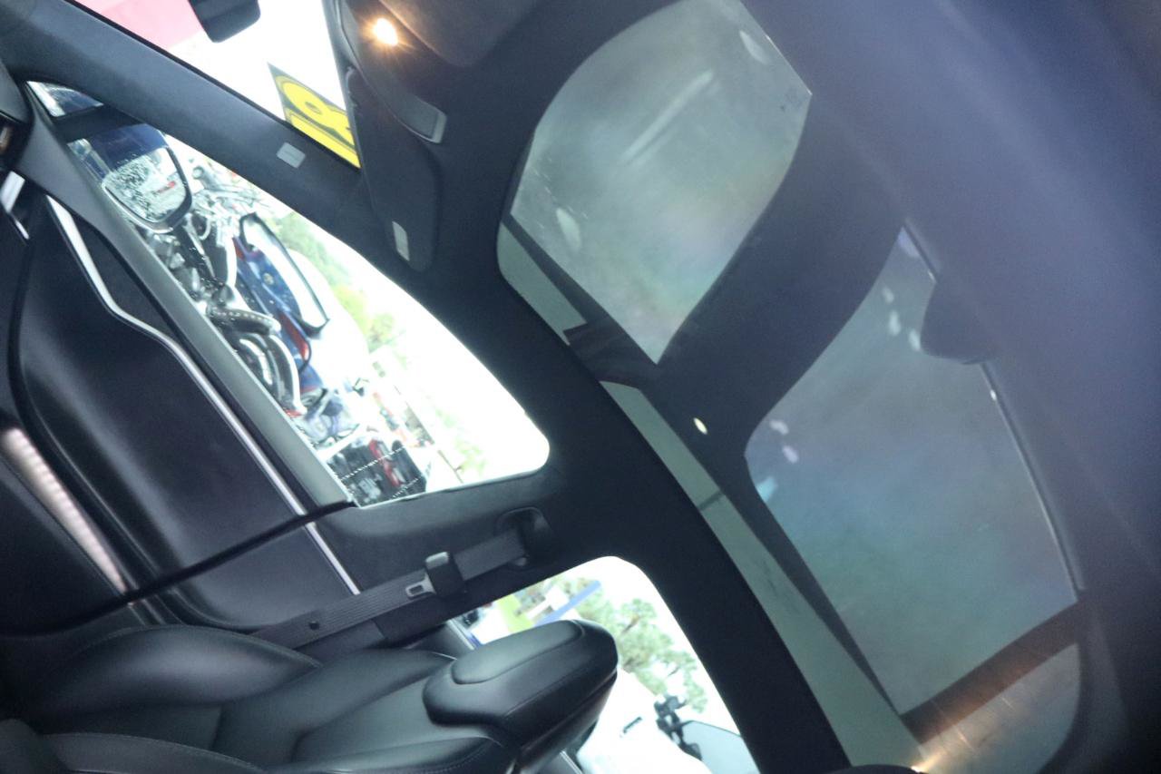 Used 2018 Tesla Model S 100D AWD/4WD image 18