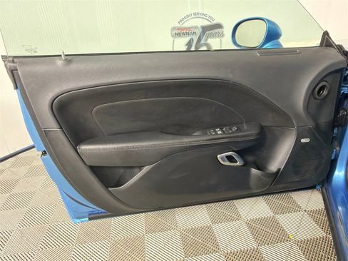 Used 2015 Dodge Challenger SXT Plus image 12