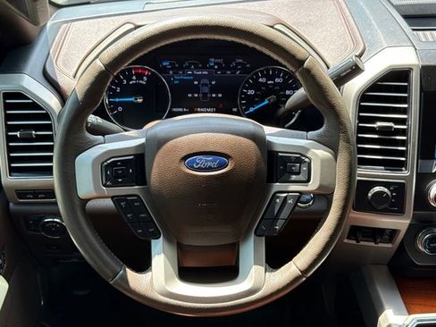 Used 2019 Ford F350 King Ranch w/ King Ranch Ultimate Package AWD/4WD image 13