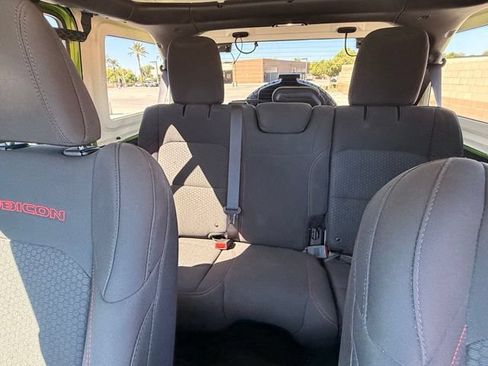 Used 2019 Jeep Wrangler Unlimited Rubicon AWD/4WD image 23
