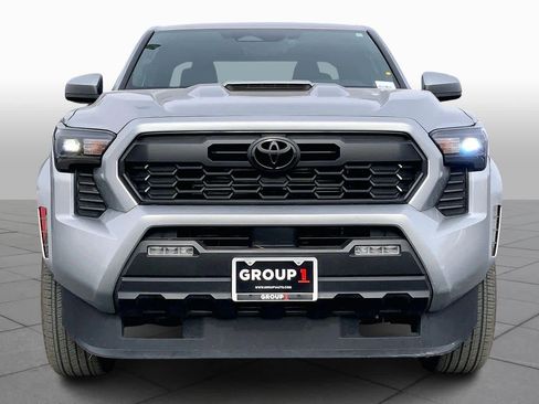 Used 2024 Toyota Tacoma TRD Sport RWD image 4