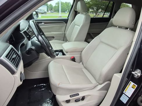 Used 2019 Volkswagen Atlas SEL AWD/4WD image 12