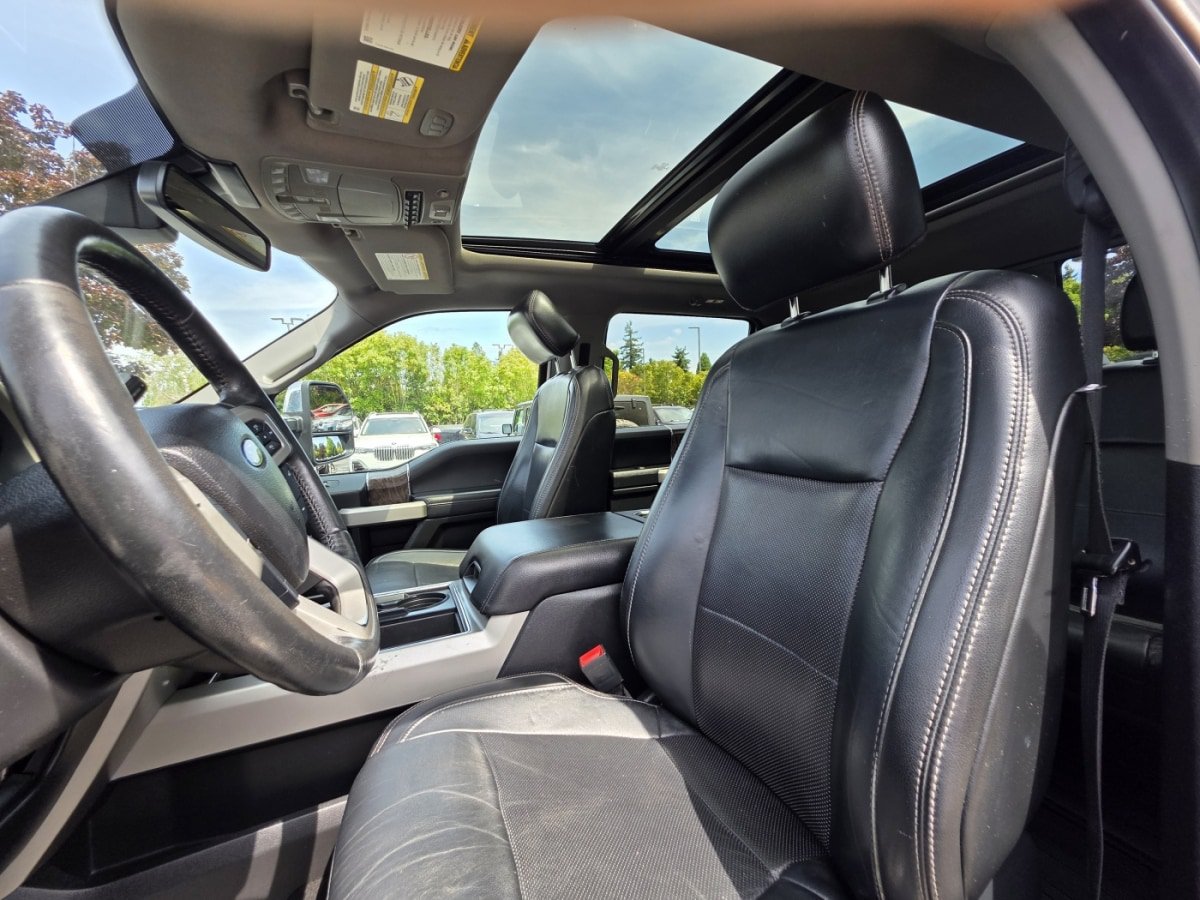 Used 2019 Ford F350 Lariat w/ Lariat Ultimate Package AWD/4WD image 14