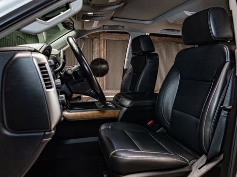 Used 2018 Chevrolet Silverado 3500 LTZ w/ Duramax Plus Package image 22