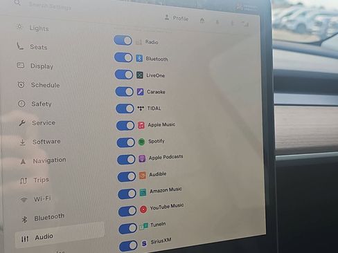 Used 2022 Tesla Model Y Performance image 32