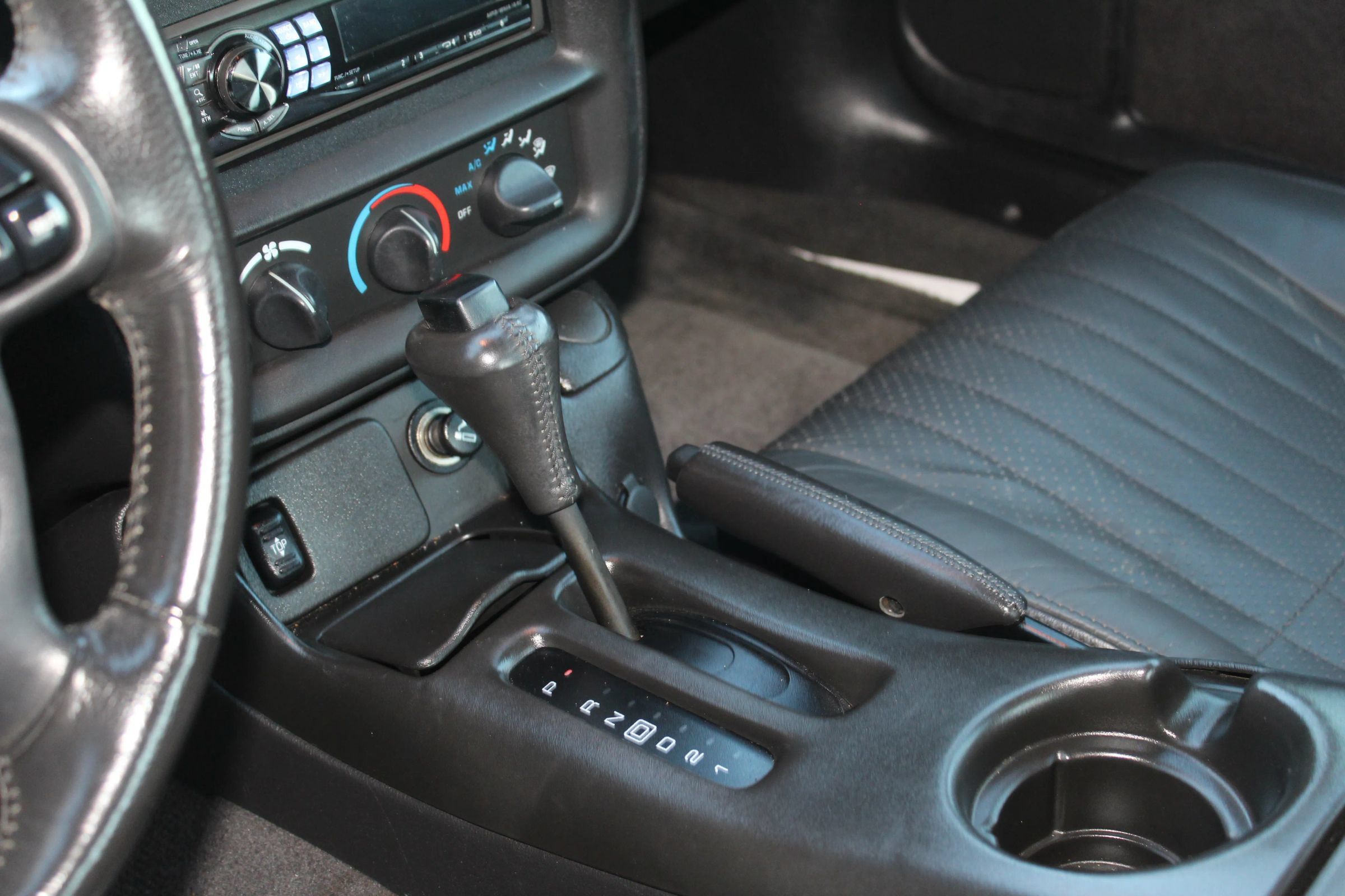 Used 2000 Chevrolet Camaro Z28 w/ SS Performance/Appearance Pkg RWD image 19