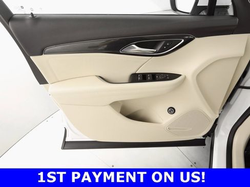 Used 2023 Buick Envision Preferred image 17