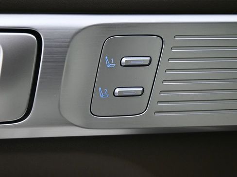 Used 2025 Hyundai Santa Fe Calligraphy image 5