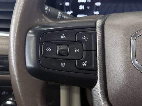 Used 2023 GMC Yukon XL Denali image 52